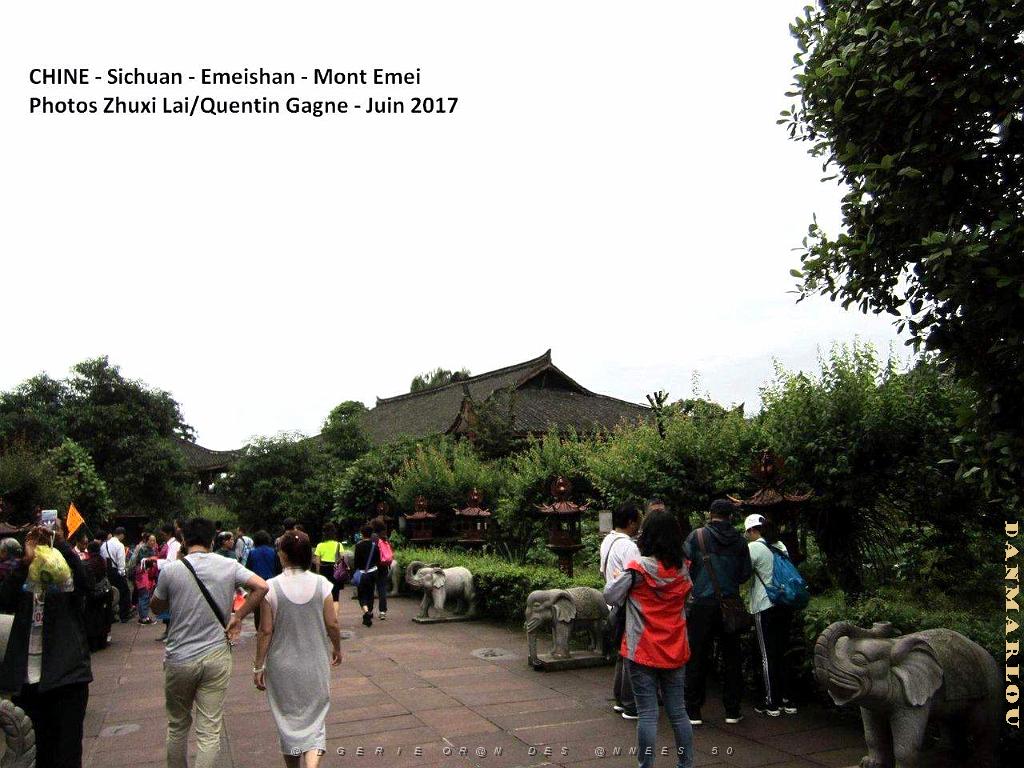 Emeishan 067.JPG